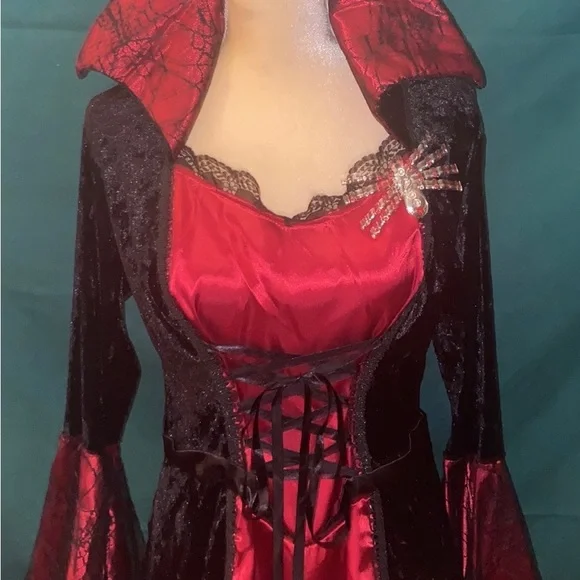 🎃 Halloween Costume Women's Vampiress Long Satin/Lace Dress Web Design Plus Sz - Picture 5 of 7